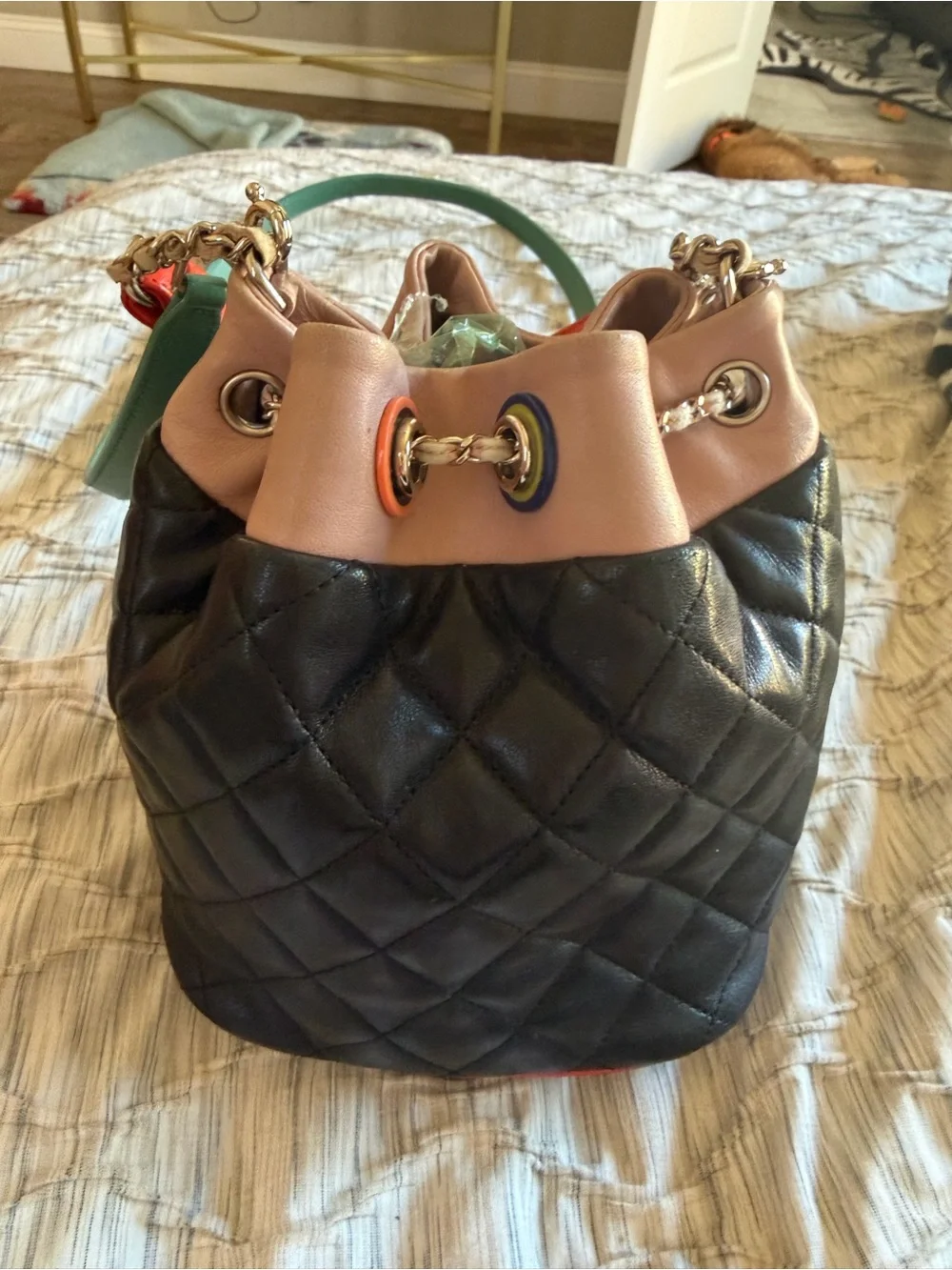 CHANEL bucket bag